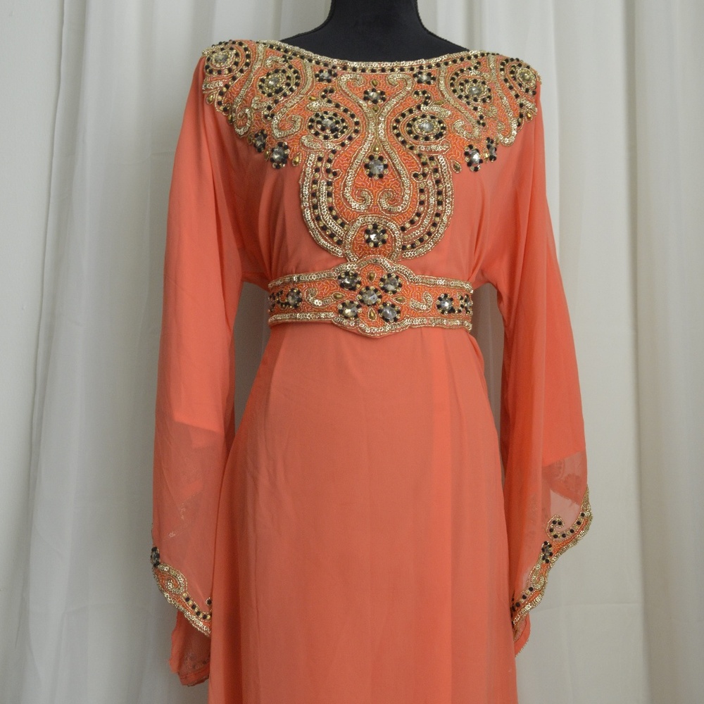 DUBAI Beaded Kaftan/Dress - Picture 7 of 7